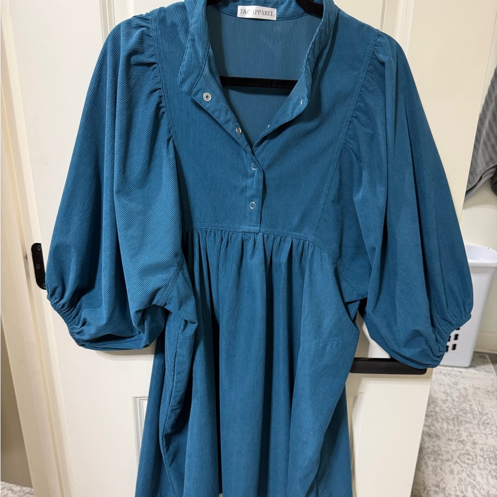 Teal Women's Top with Puff Sleeves